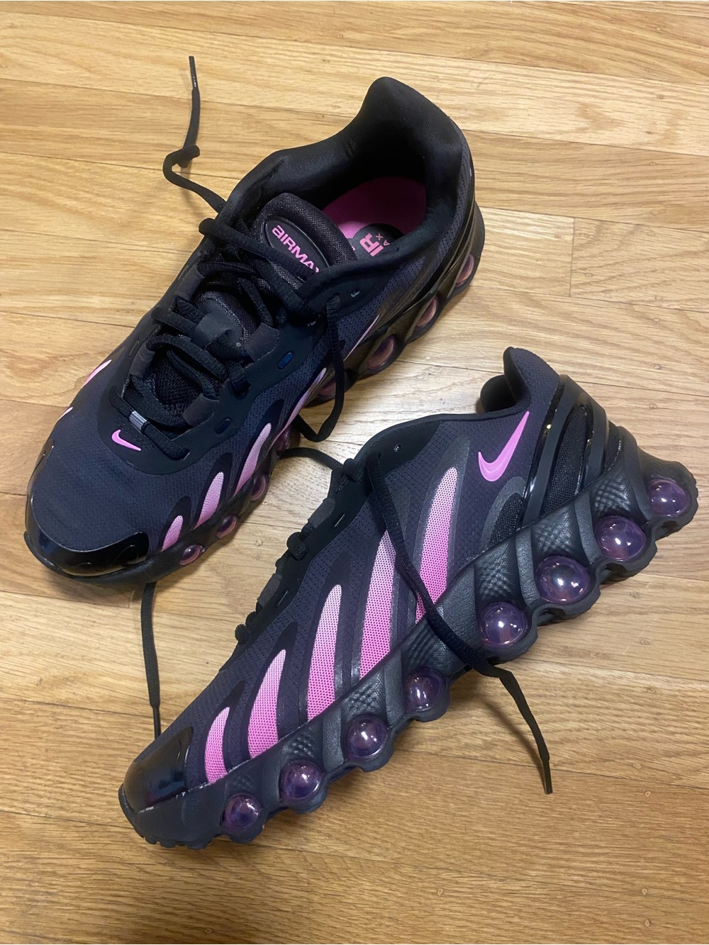NEW Nike Air Max DN8 Black Playful Pink W
